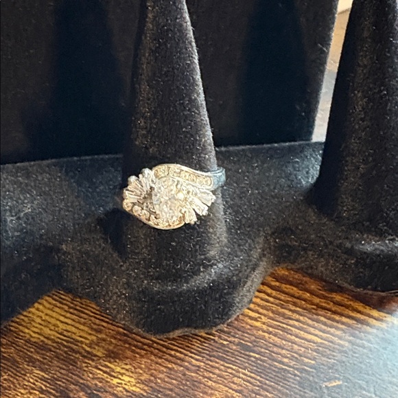 Silver with an Oval Solitaire with Baguettes and Round Rhinestones Ring size 9 - Picture 4 of 6